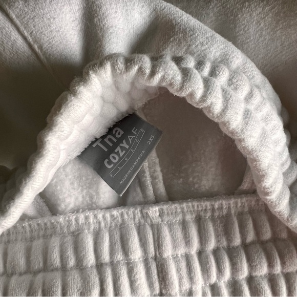 ‼️SOLD‼️TNA Sweatsuit - Picture 3 of 4